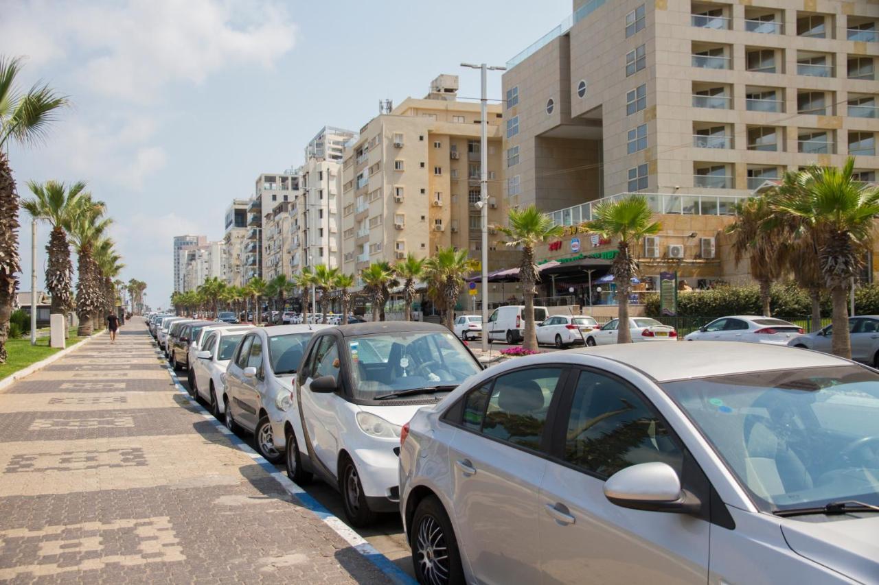 Apartments4You Leonardo 11 Bat Yam Extérieur photo