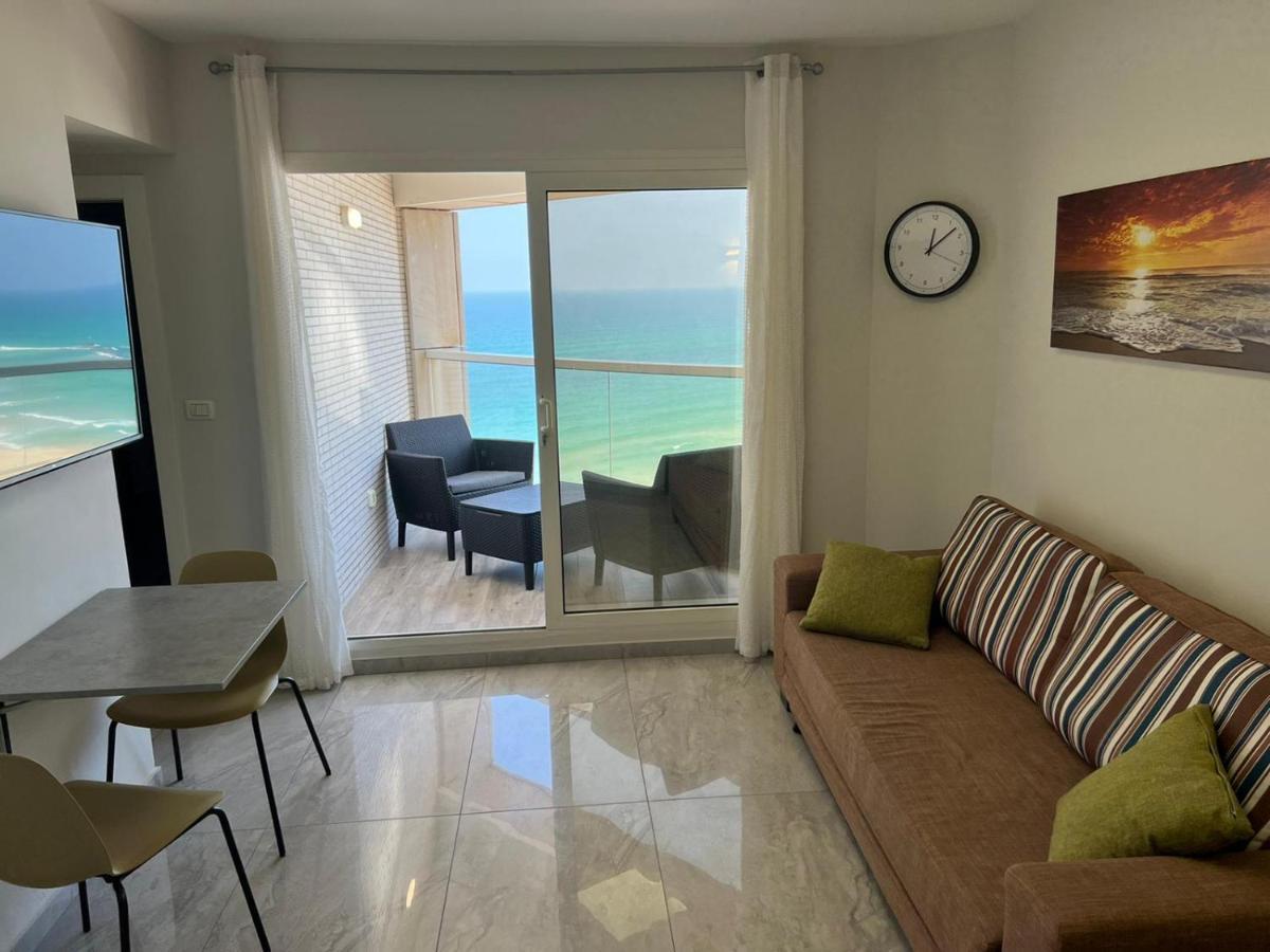 Apartments4You Leonardo 11 Bat Yam Extérieur photo